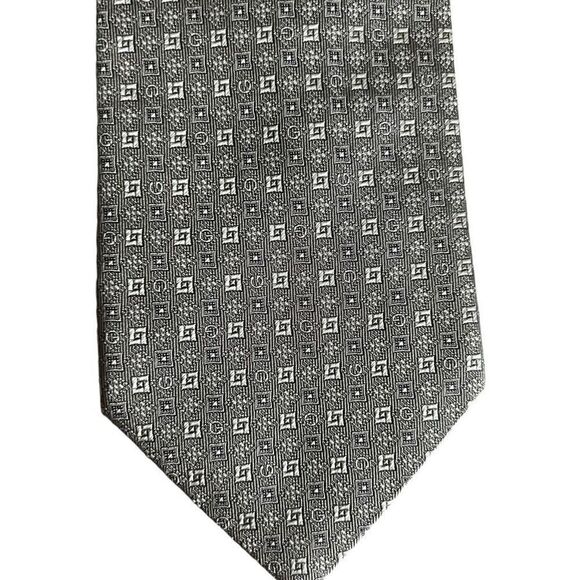 Gucci Men's Silk Necktie 3.5” Wide Silver Geometric Pattern Made in Italy - Picture 3 of 5
